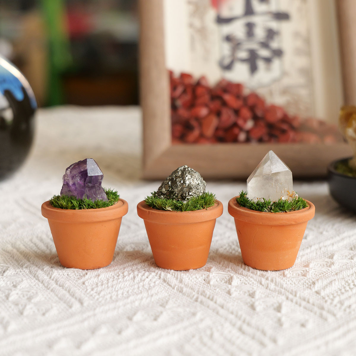 1pc 天然クリスタル石ミニ粘土ポットベースアメジストクォー - Tagine Clay Pot のレビューと価格
